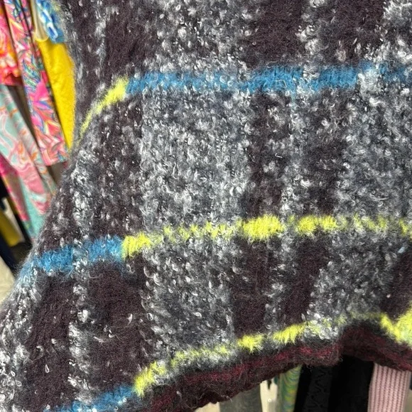 Free People Black and Gray Crew Neck Sweater - Picture 3 of 3